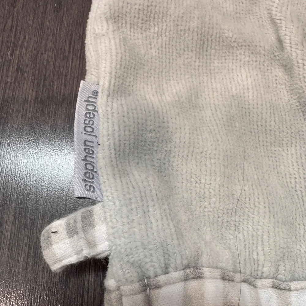 NWOT Stephen Joseph Gray and Brown Puppy Bath Mitt Baby Kids Toddler
